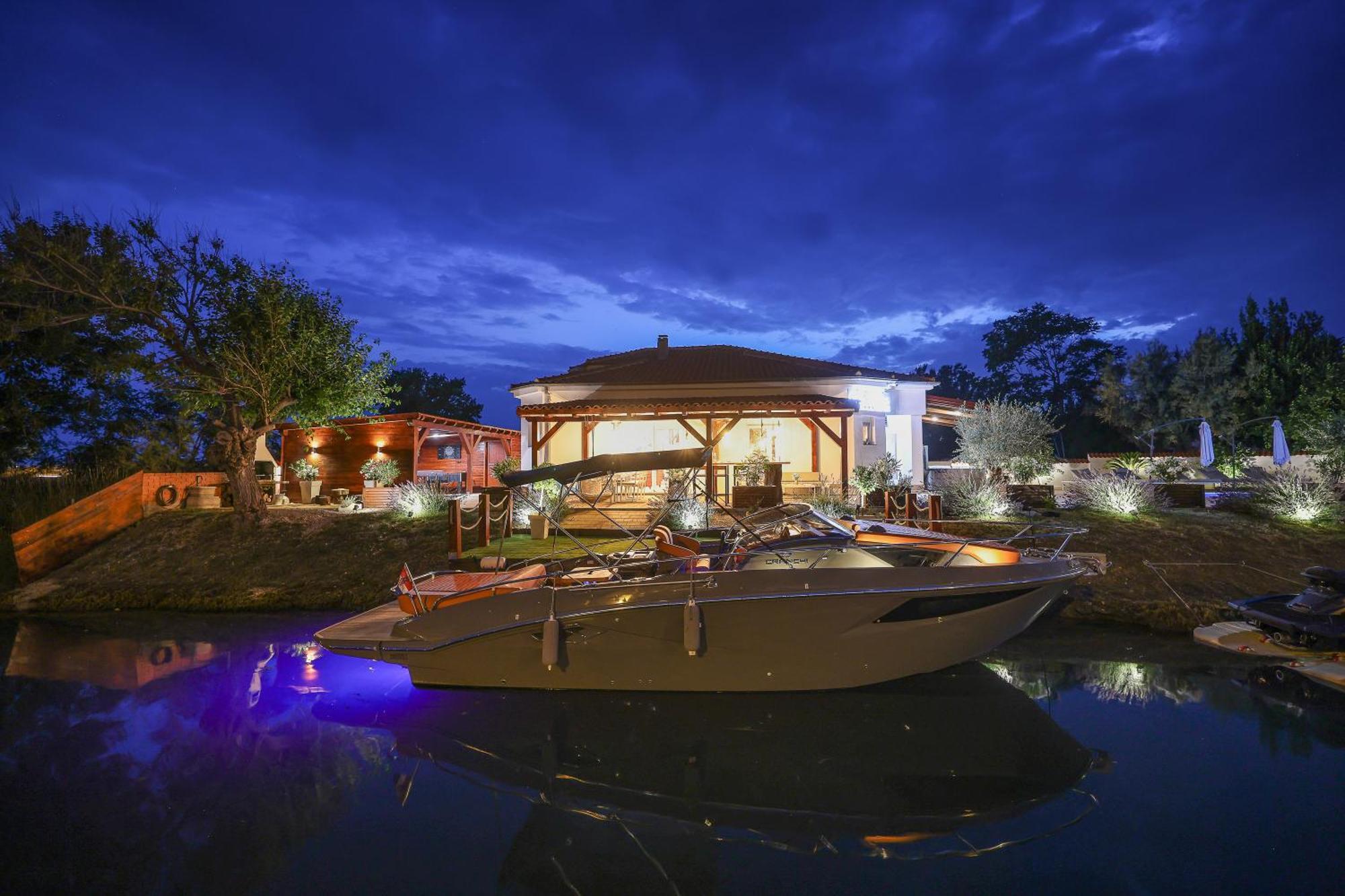 Villa Rita I Nin Exterior photo